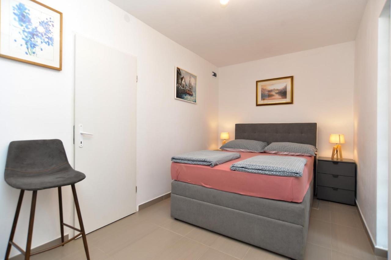 Apartments Volf 1405 เปโรย ภายนอก รูปภาพ
