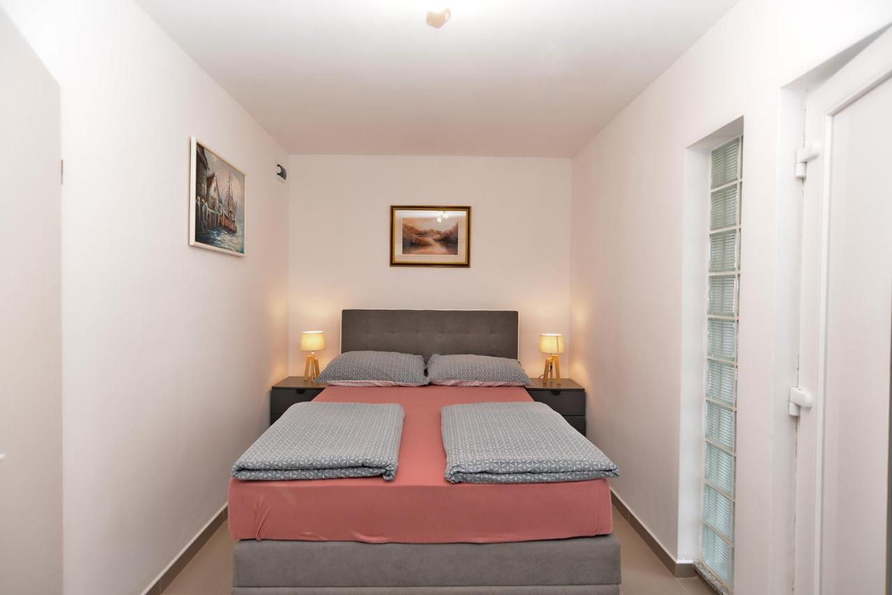 Apartments Volf 1405 เปโรย ภายนอก รูปภาพ