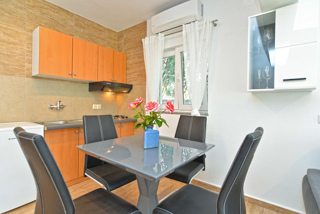 Apartments Volf 1405 เปโรย ภายนอก รูปภาพ