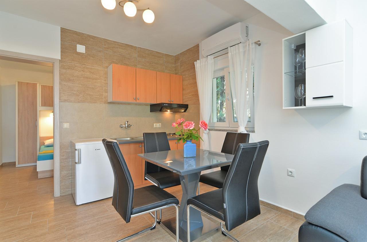 Apartments Volf 1405 เปโรย ภายนอก รูปภาพ